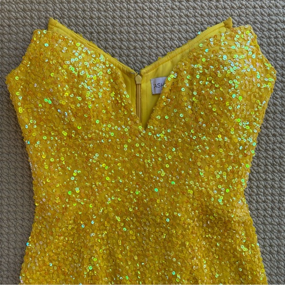 Ashley Lauren Yellow Sequin Strapless Dress Size 0 - Picture 9 of 17